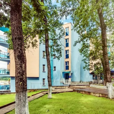 Хотел парк 2 Китен