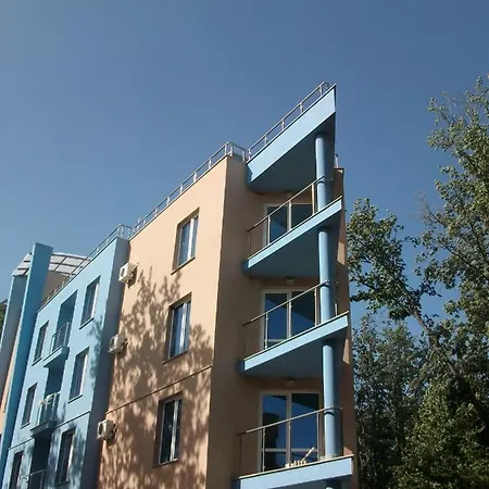 Отель Park 2 3*