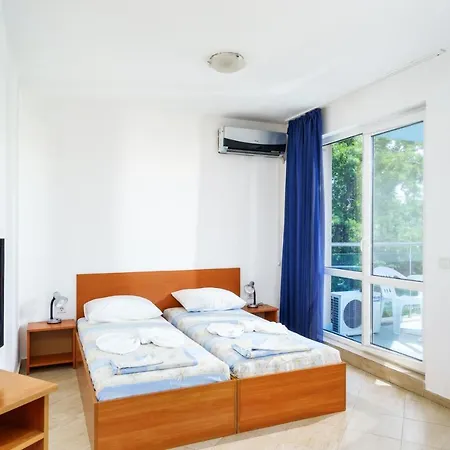 Park 2 Hotel 3*